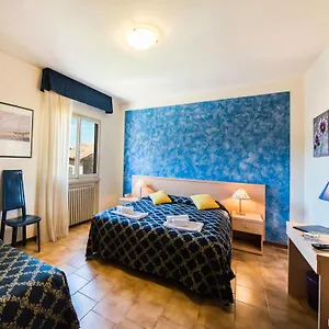 ** Hotel Albergo Centrale Włochy